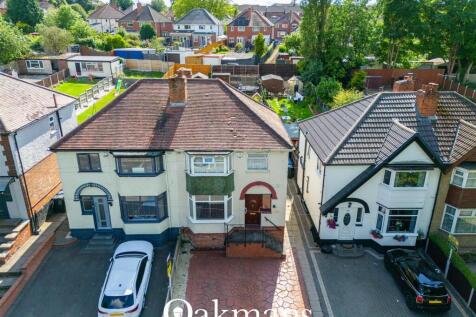 3 bedroom semi-detached house for sale