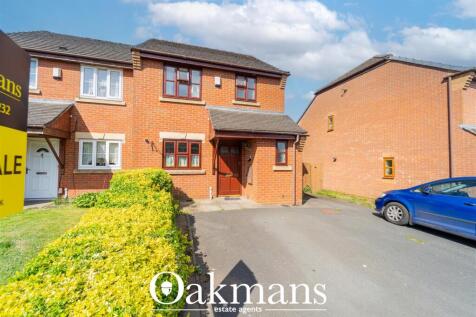 3 bedroom semi-detached house for sale