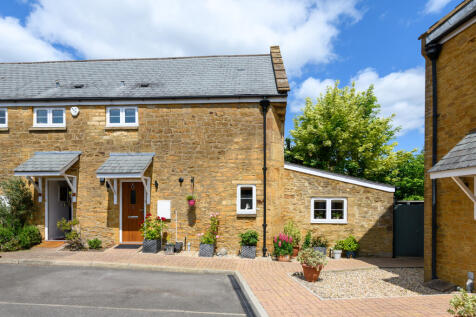 2 bedroom cottage for sale