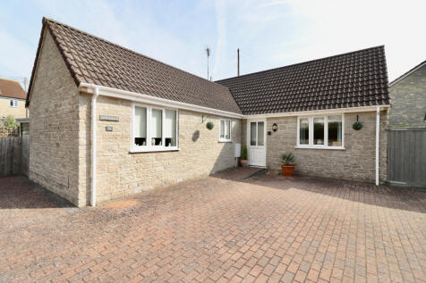 2 bedroom bungalow for sale