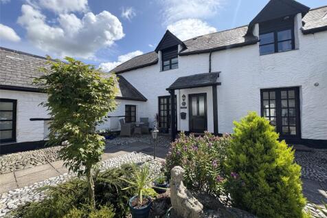 1 bedroom end of terrace house for sale