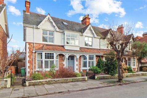 7 bedroom semi-detached house for sale