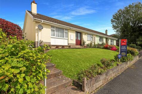 2 bedroom semi-detached bungalow for sale