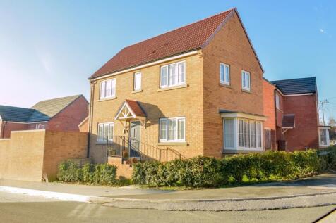 Wise Crescent, Churwell, Leeds 3 bed detached house for sale