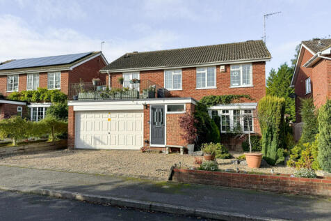 Sandon Close, Tring HP23 4 bed detached house for sale