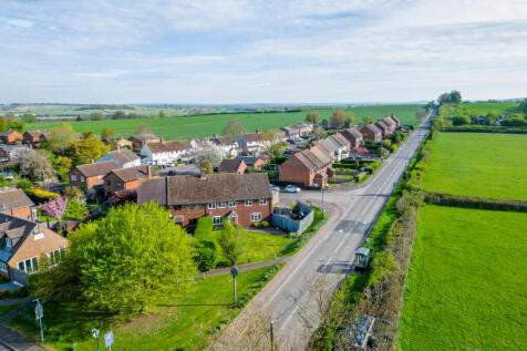 Lower Icknield Way, Marsworth HP23 4 bed semi