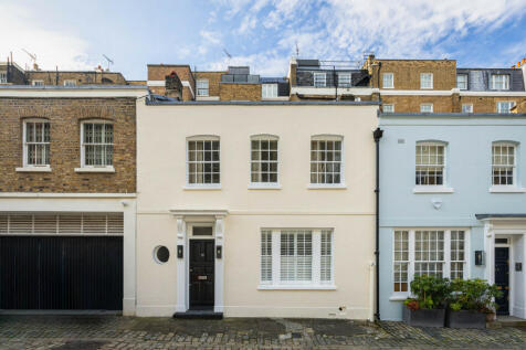 3 bedroom mews property for sale