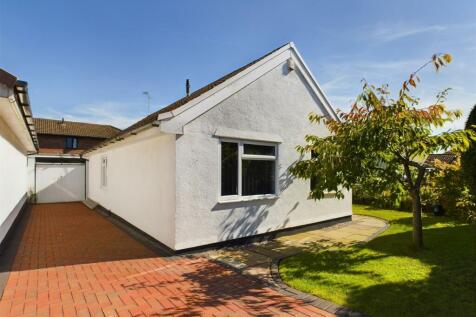 Birch Walk, Porthcawl CF36 2 bed bungalow for sale