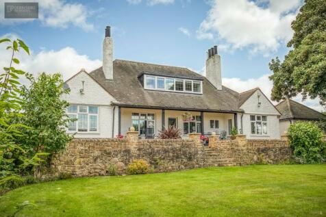 4 bedroom detached bungalow for sale