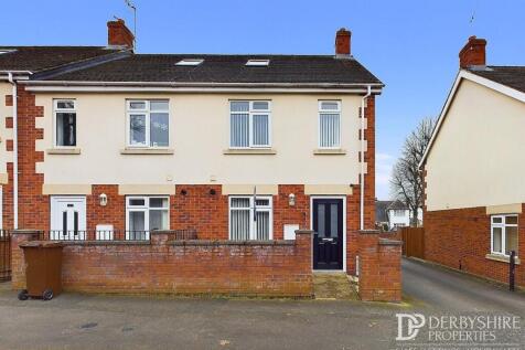 3 bedroom town house for sale