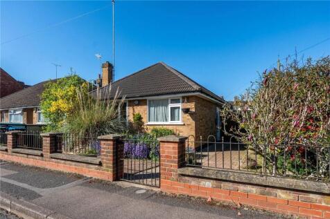 Cambridge Street, Bletchley, MK2 2 bed detached bungalow for sale