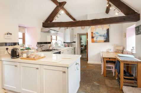 3 bedroom barn conversion for sale