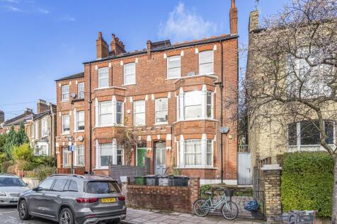 Cheverton Road, Archway N19 3BB 2 bed flat for sale