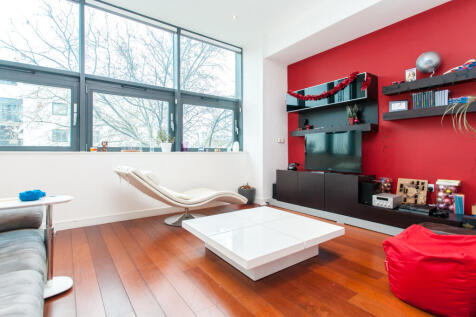 Pentonville Road, Angel, London N1 9LF 2 bed flat for sale