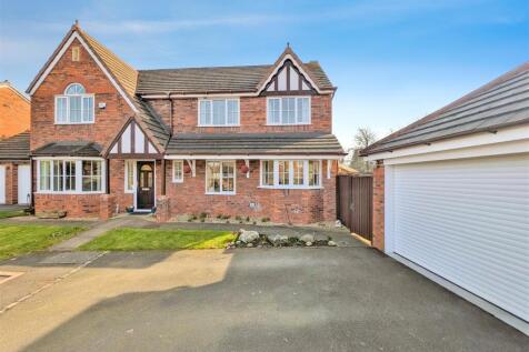 5 bedroom detached house for sale