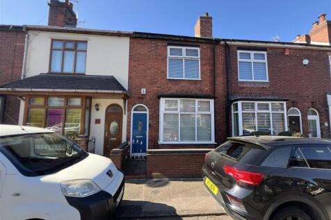 3 bedroom terraced house for sale
