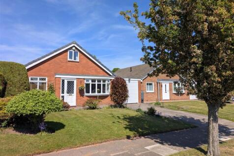 4 bedroom detached bungalow for sale