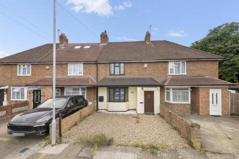 3 bedroom terraced house for sale