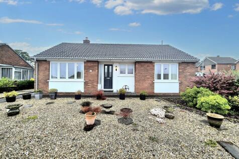 2 bedroom detached bungalow for sale