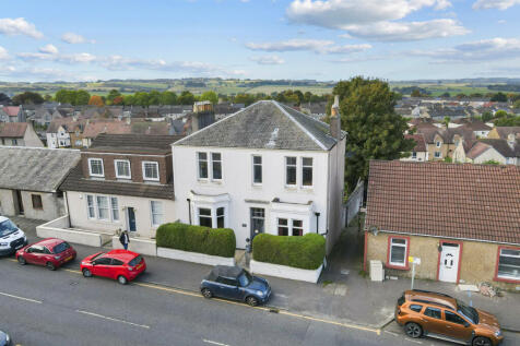 West Main Street, Bathgate, EH48 4 bed semi