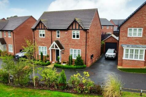 4 bedroom detached house for sale