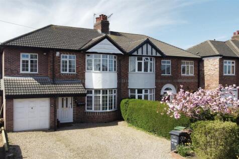 5 bedroom semi-detached house for sale