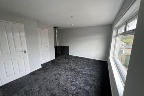 Studio flat for sale