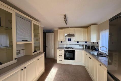 2 bedroom park home for sale