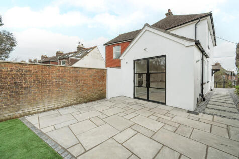 Bannerman Road, Hampshire GU32 2 bed end of terrace house for sale