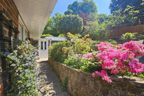 Hurstmere Close, Hindhead GU26 4 bed detached house for sale