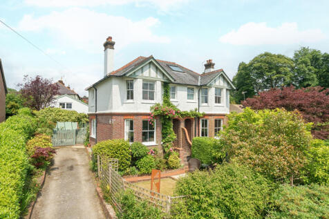 4 bedroom semi-detached house for sale