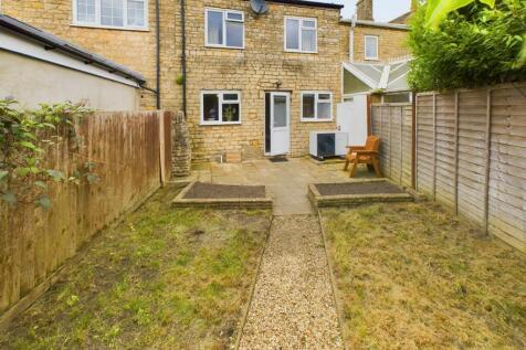 Stamford Road, Stamford PE9 2 bed cottage for sale