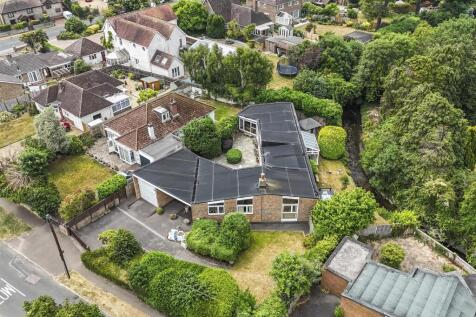 Ferring Lane, Ferring, Worthing 3 bed detached bungalow for sale