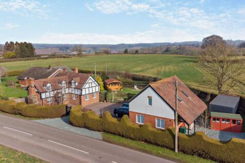 Rochford, Worcestershire WR15 3 bed detached house for sale