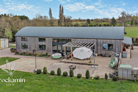 Teme Lane, Worcester WR6 5 bed barn conversion for sale