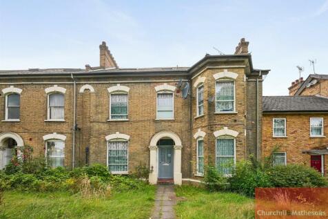 Stonebridge Park, London, NW10 2 bed flat for sale