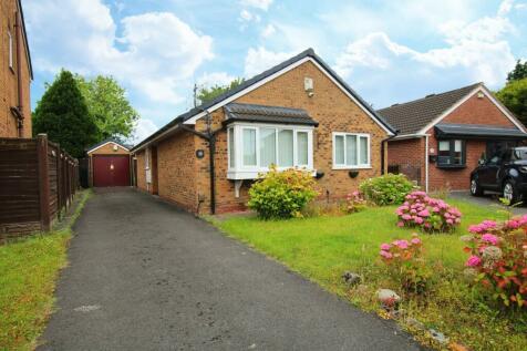 2 bedroom detached bungalow for sale