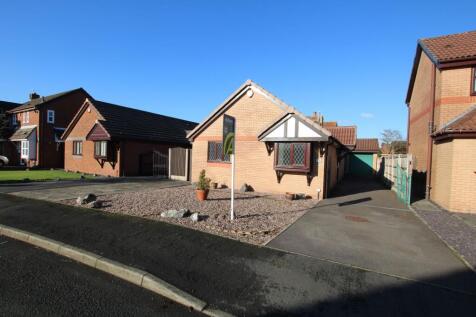 Moreton Drive, Leigh WN7 2 bed detached bungalow for sale