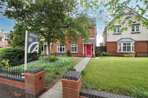 2 bedroom semi-detached house for sale