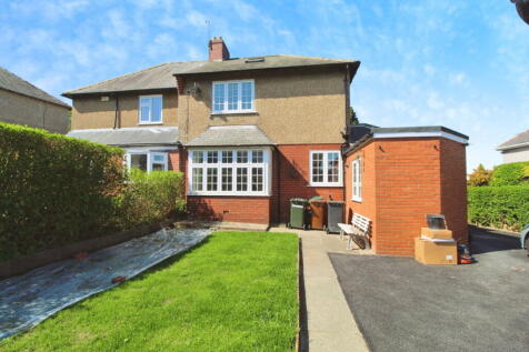 3 bedroom semi-detached house for sale