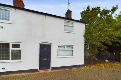 Southway, Cheshire CW10 2 bed end of terrace house for sale