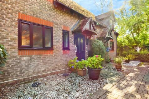 Watermill Court, Bath Road... 2 bed retirement property for sale