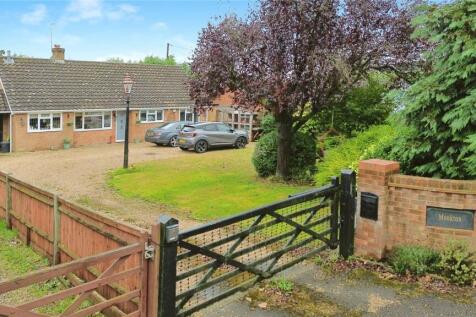 Padworth, Reading, RG7 3 bed bungalow for sale