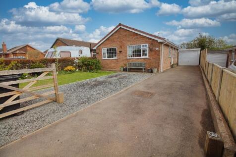2 bedroom detached bungalow for sale