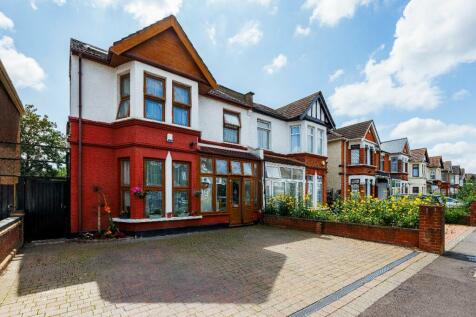 7 bedroom semi-detached house for sale