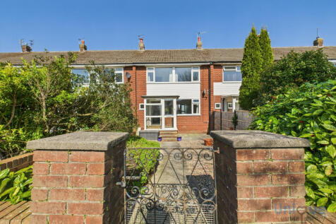 3 bedroom terraced house for sale