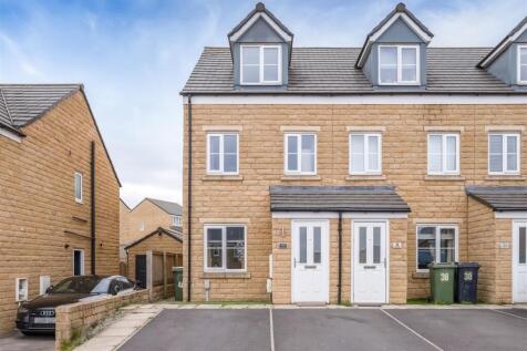 3 bedroom end of terrace house for sale