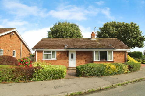 2 bedroom detached bungalow for sale