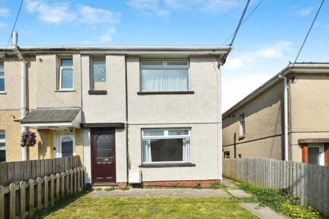 2 bedroom semi-detached house for sale