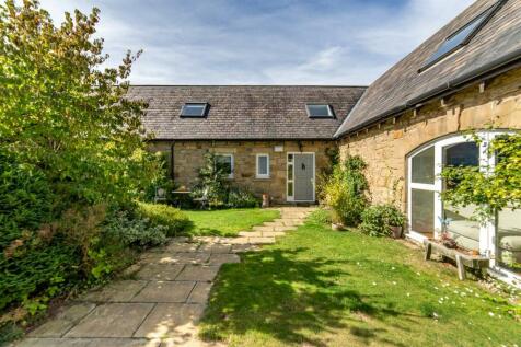 Shadfen Farm Mews, Morpeth NE61 3 bed barn conversion for sale